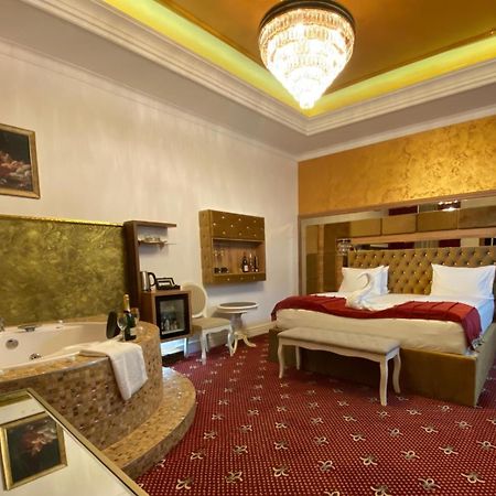 Vila Imperial One Luxury Boutique Hotel Făgăraş Dış mekan fotoğraf