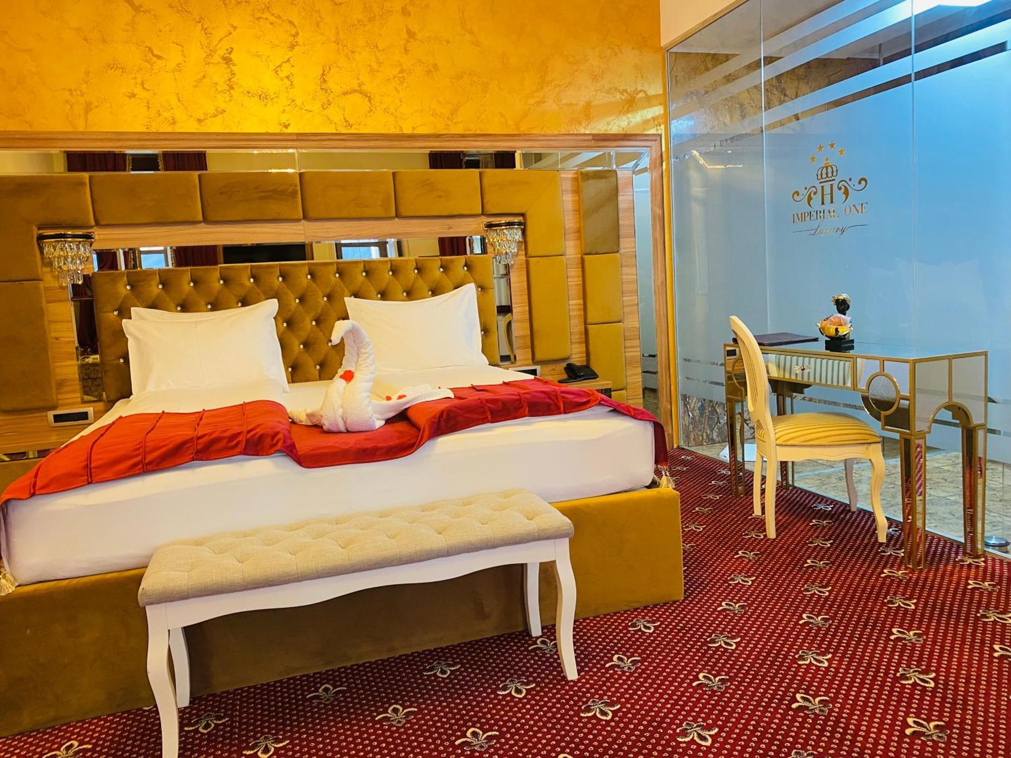 Vila Imperial One Luxury Boutique Hotel Făgăraş Dış mekan fotoğraf