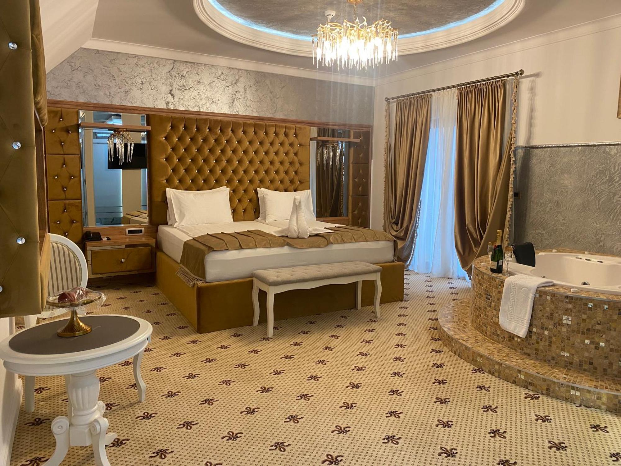 Vila Imperial One Luxury Boutique Hotel Făgăraş Dış mekan fotoğraf